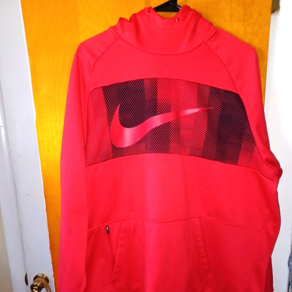 Nike Dri Fit Hoodie